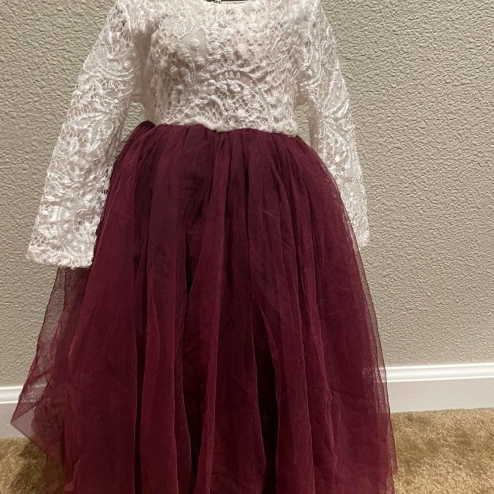 NWOT Princess Long Sleeve Backless Dress Size 3